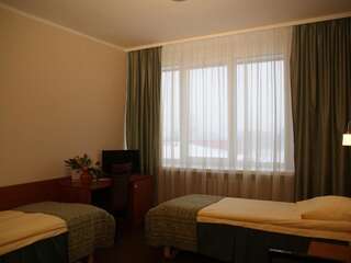 Отель Hotel Turkus Белосток Двухместный номер с 1 кроватью или 2 отдельными кроватями-14